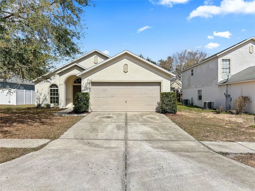 4169 Waltham Forest Drive Tavares FL 32778