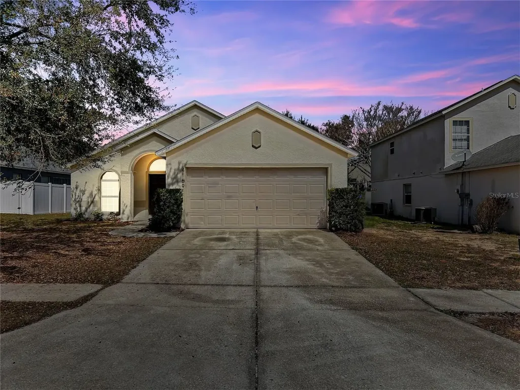 4169 Waltham Forest Drive Tavares FL 32778