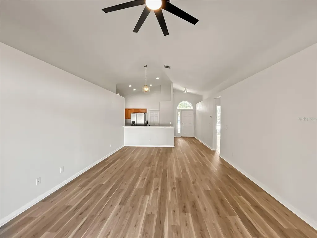 4169 Waltham Forest Drive Tavares FL 32778