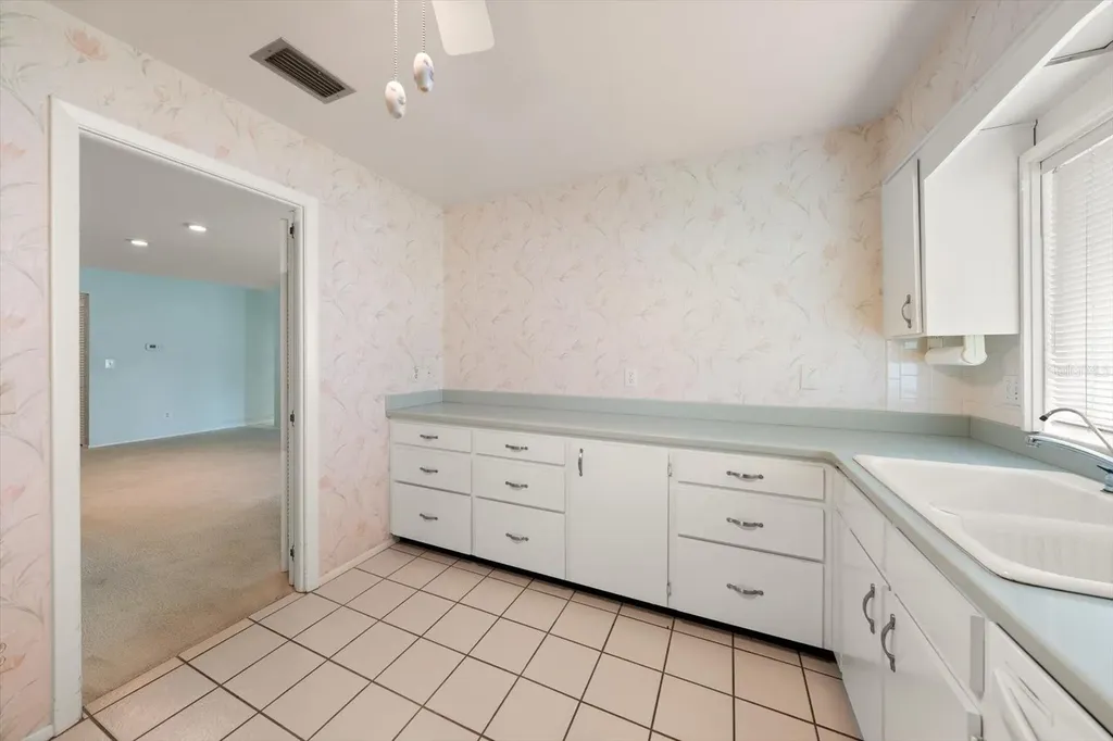 100 Bluff View Drive Belleair Bluffs FL 33770