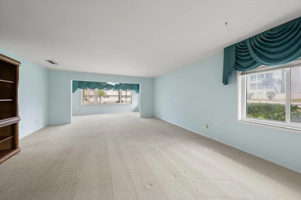 100 Bluff View Drive Belleair Bluffs FL 33770