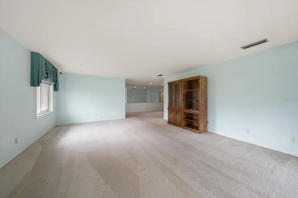 100 Bluff View Drive Belleair Bluffs FL 33770