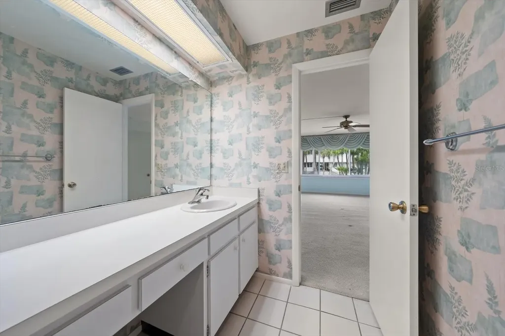 100 Bluff View Drive Belleair Bluffs FL 33770