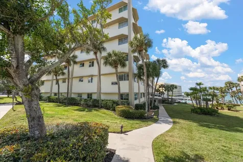 100 Bluff View Drive Belleair Bluffs FL 33770