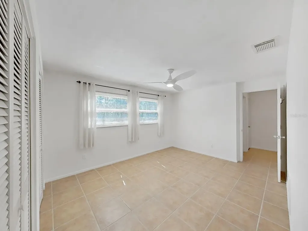 1324 Summerlin Drive Clearwater FL 33764