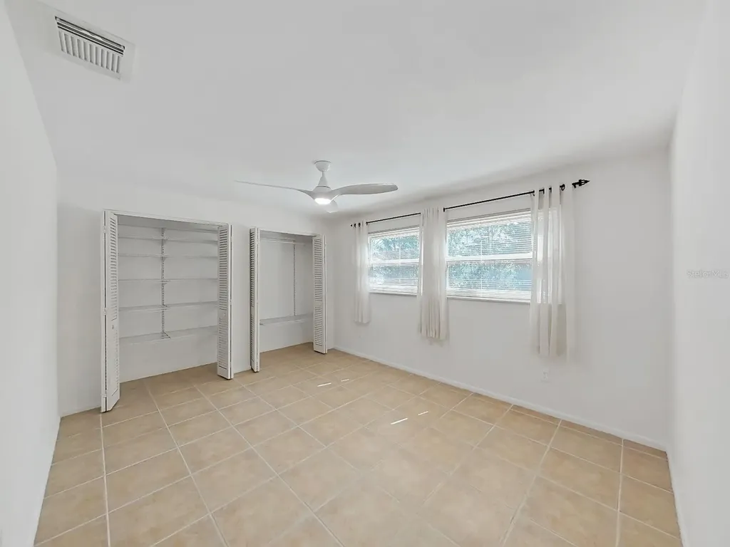 1324 Summerlin Drive Clearwater FL 33764