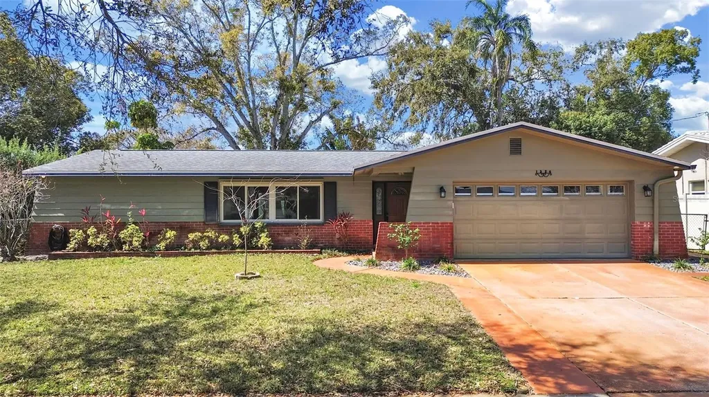 1324 Summerlin Drive Clearwater FL 33764
