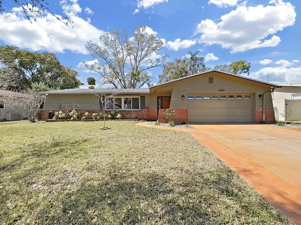 1324 Summerlin Drive Clearwater FL 33764