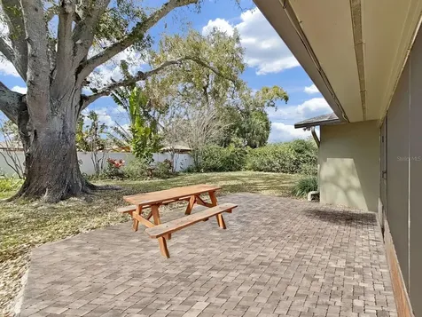 1324 Summerlin Drive Clearwater FL 33764
