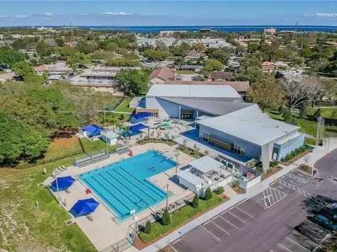 1324 Summerlin Drive Clearwater FL 33764
