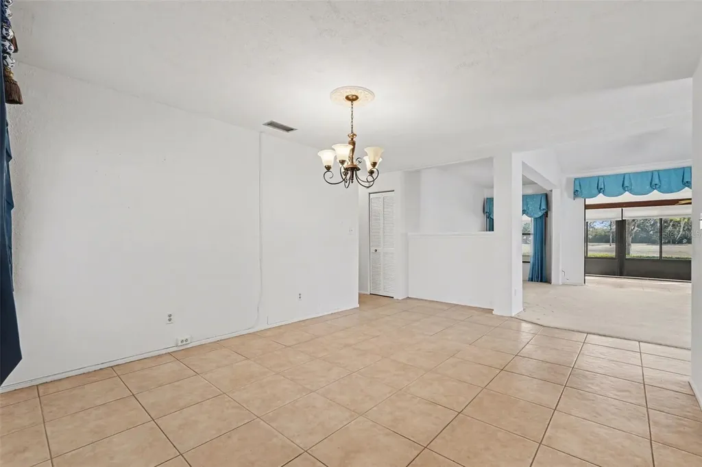 105 Dorado Court Plant City FL 33566