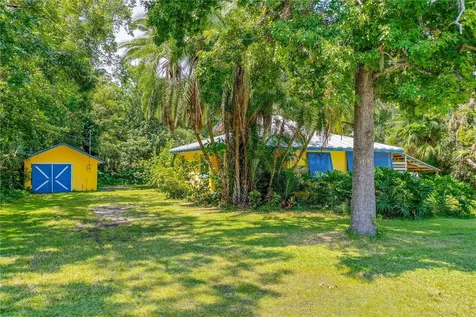 814 Benecia Avenue Daytona Beach FL 32114