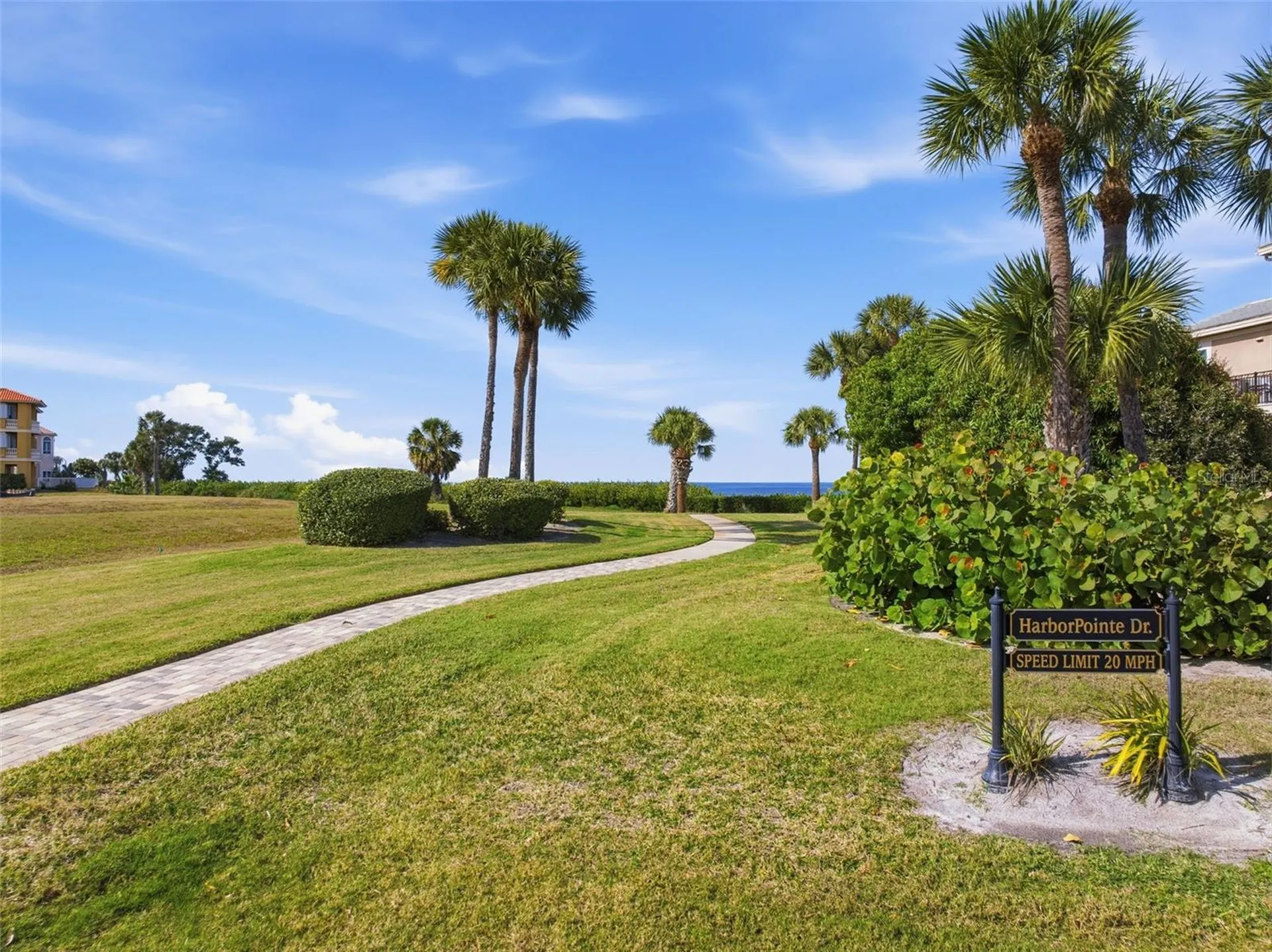 25 Harborpointe Drive Port Richey FL 34668
