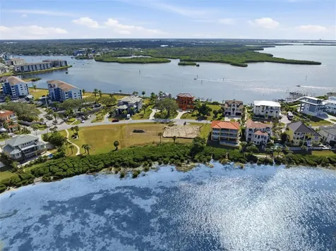 25 Harborpointe Drive Port Richey FL 34668