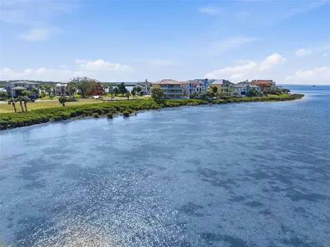 25 Harborpointe Drive Port Richey FL 34668