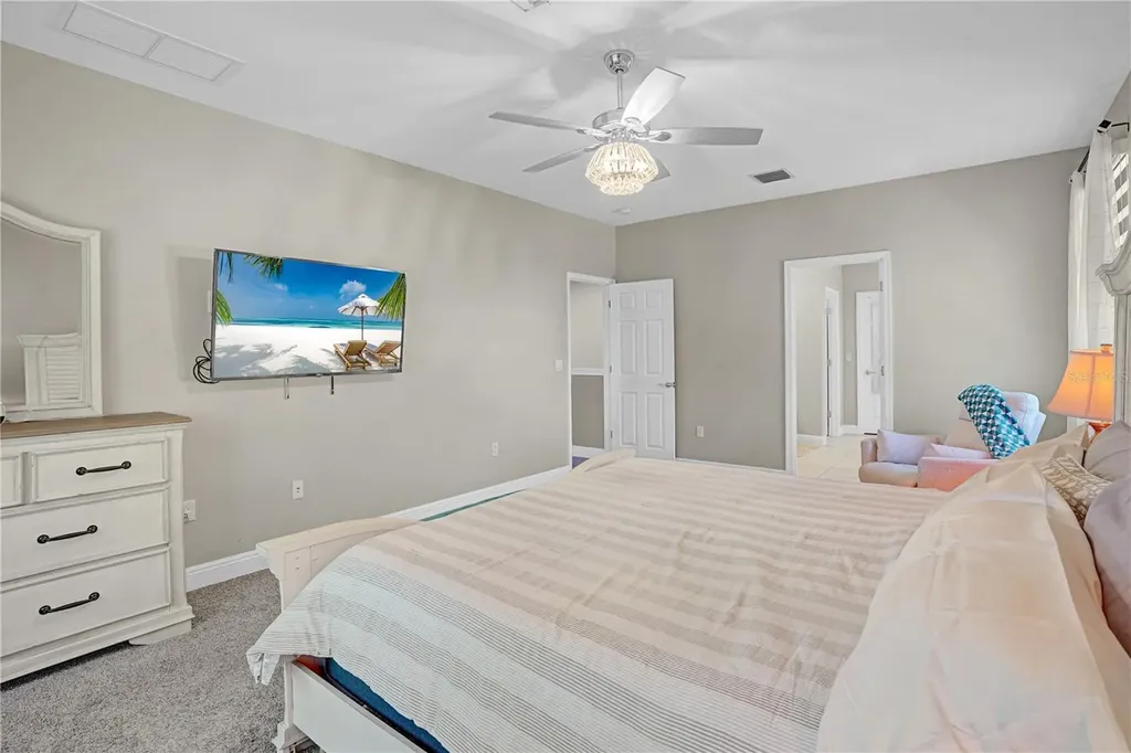 1212 NW Leonardo Circle Port St Lucie FL 34986
