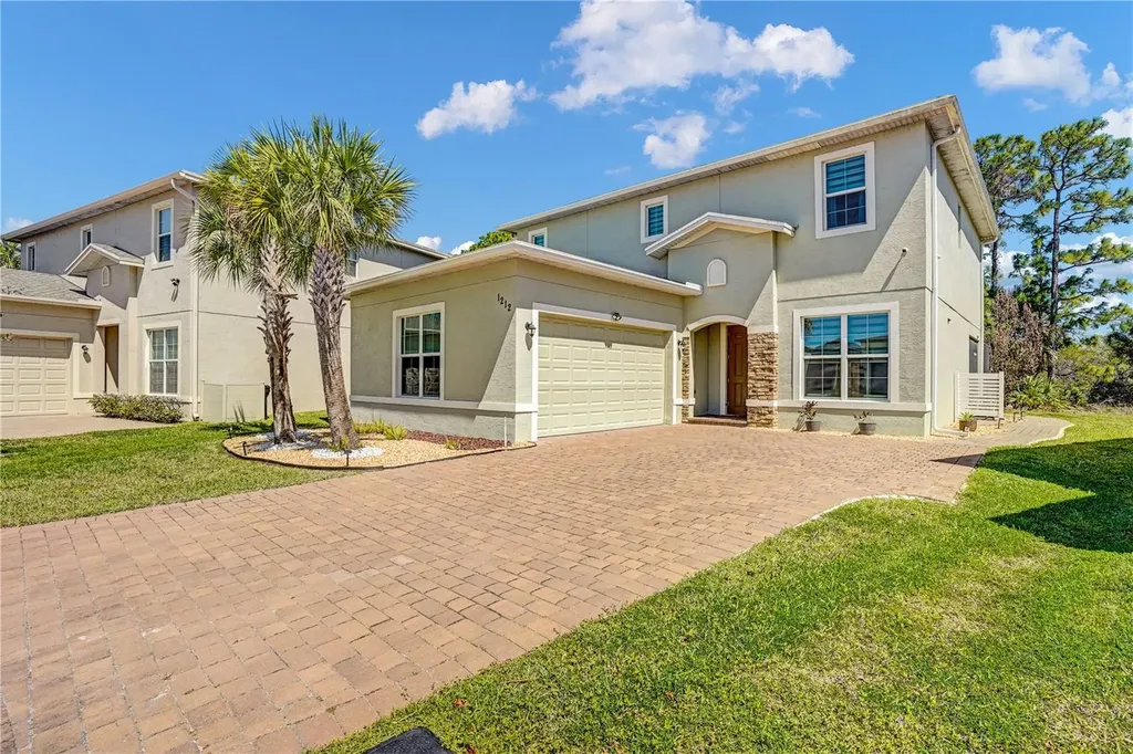 1212 NW Leonardo Circle Port St Lucie FL 34986