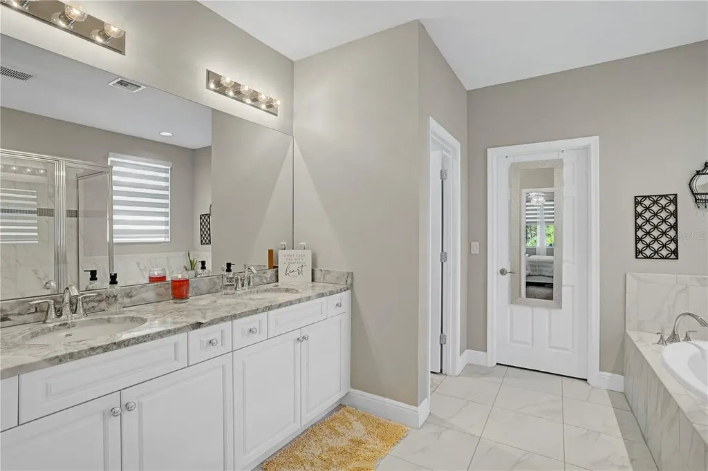 1212 NW Leonardo Circle Port St Lucie FL 34986