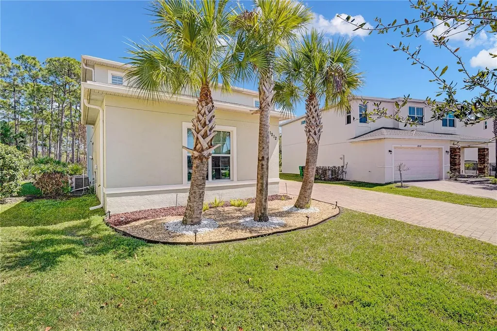 1212 NW Leonardo Circle Port St Lucie FL 34986