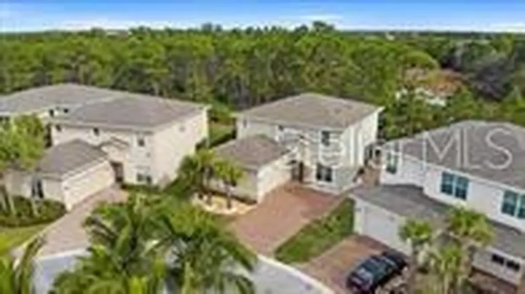 1212 NW Leonardo Circle Port St Lucie FL 34986