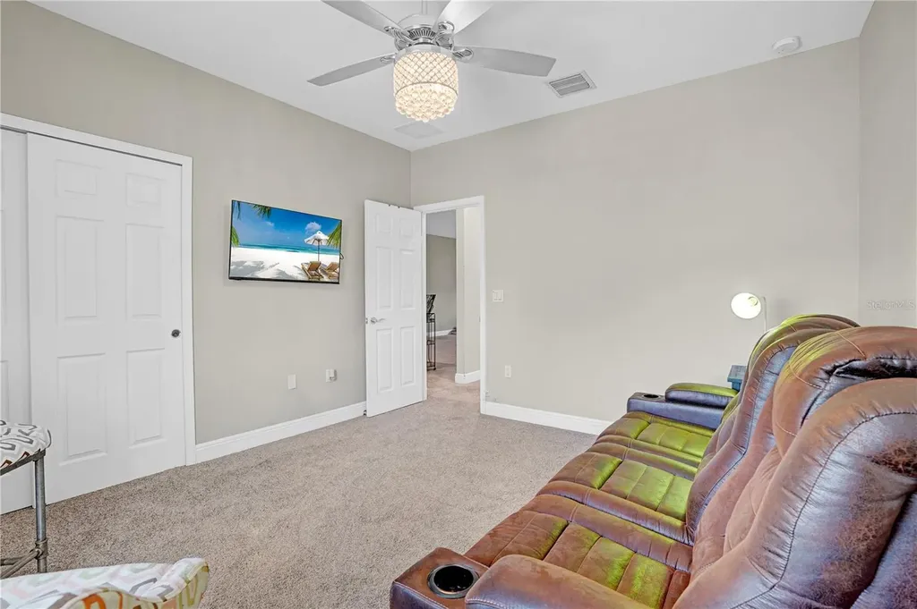 1212 NW Leonardo Circle Port St Lucie FL 34986