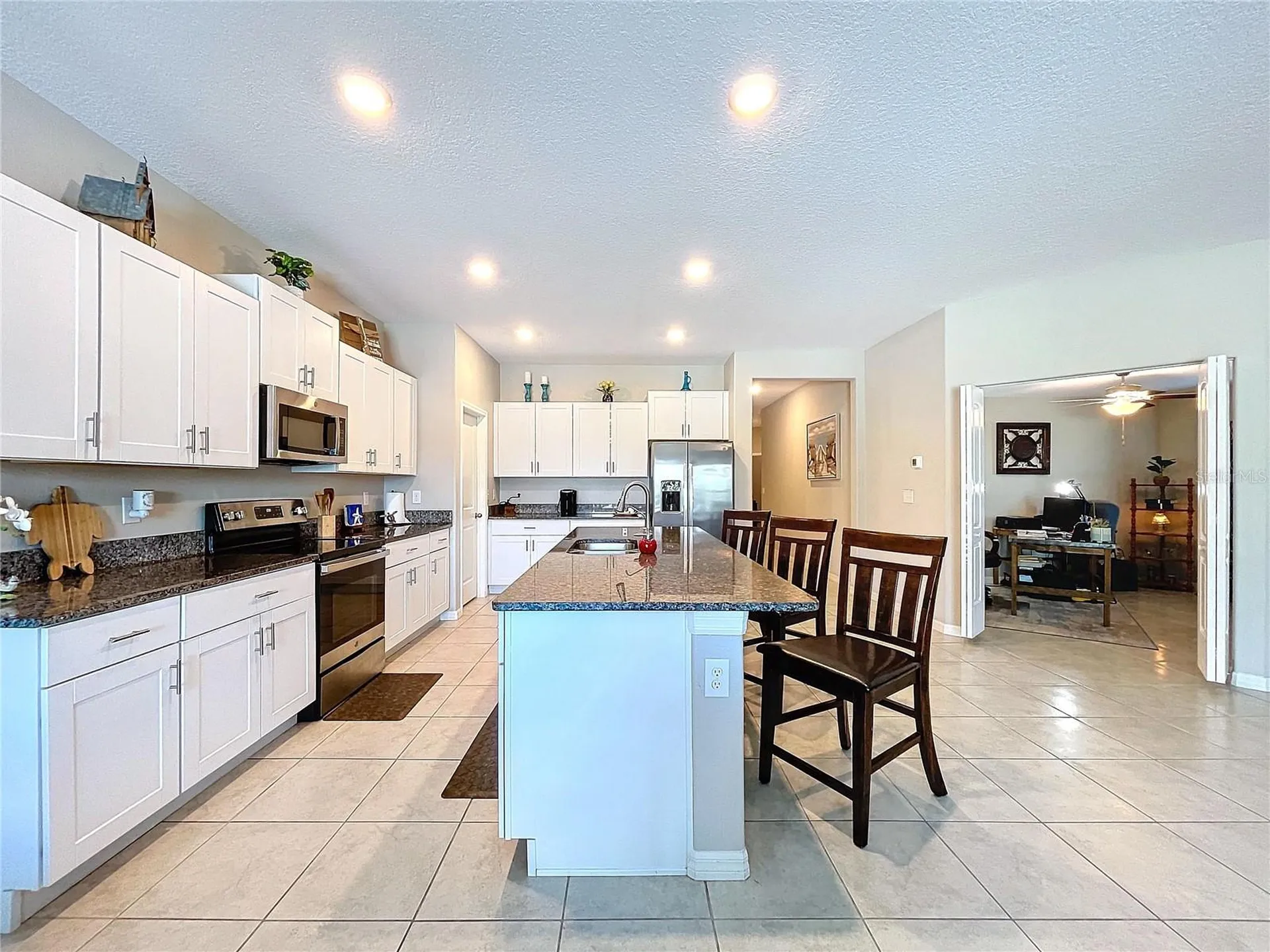 197 Rain Berry Avenue Ruskin FL 33570