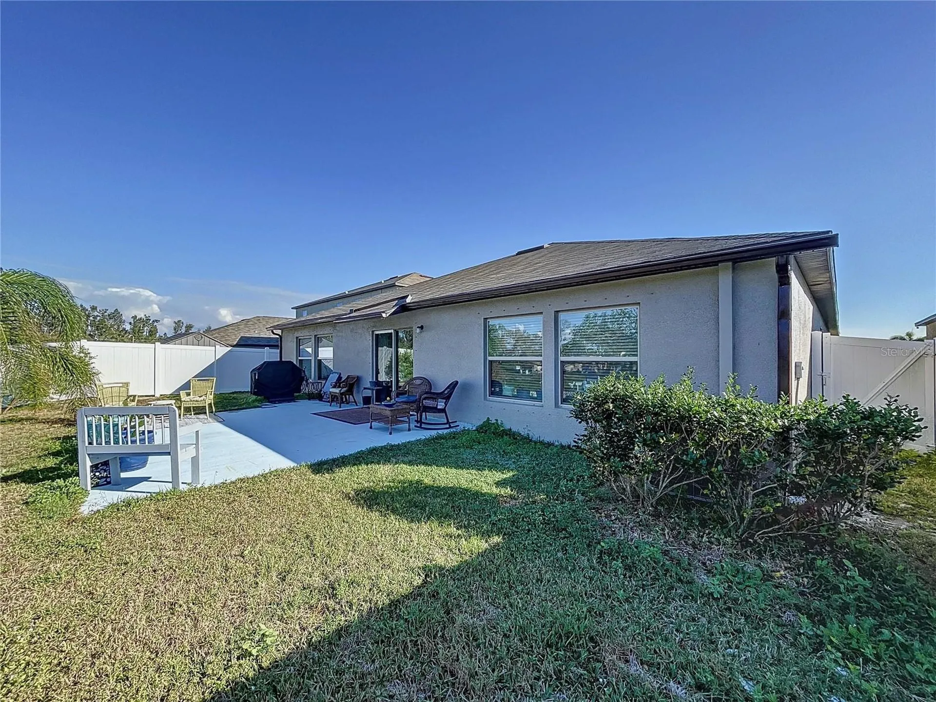 197 Rain Berry Avenue Ruskin FL 33570