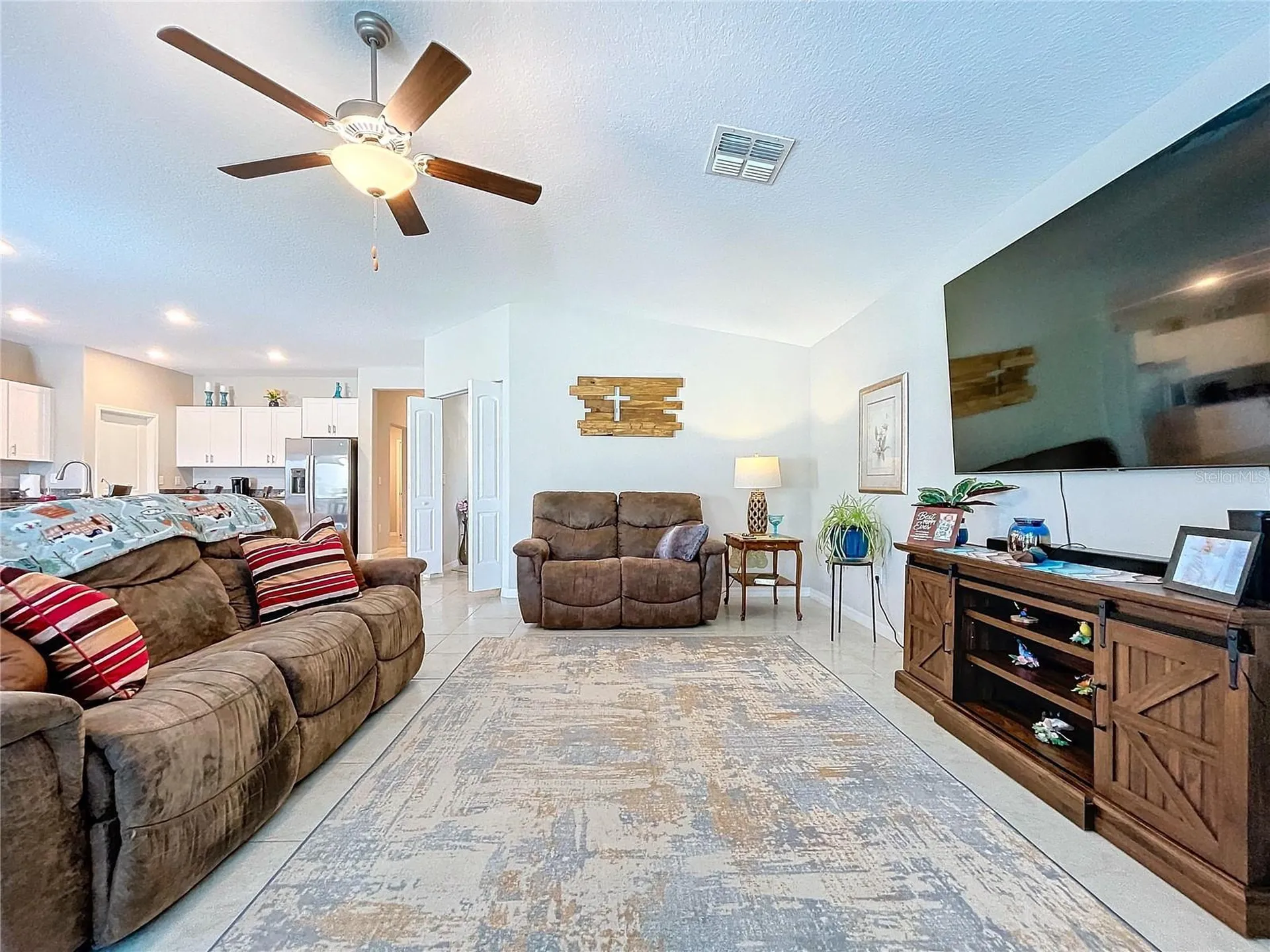 197 Rain Berry Avenue Ruskin FL 33570