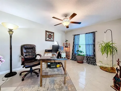 197 Rain Berry Avenue Ruskin FL 33570