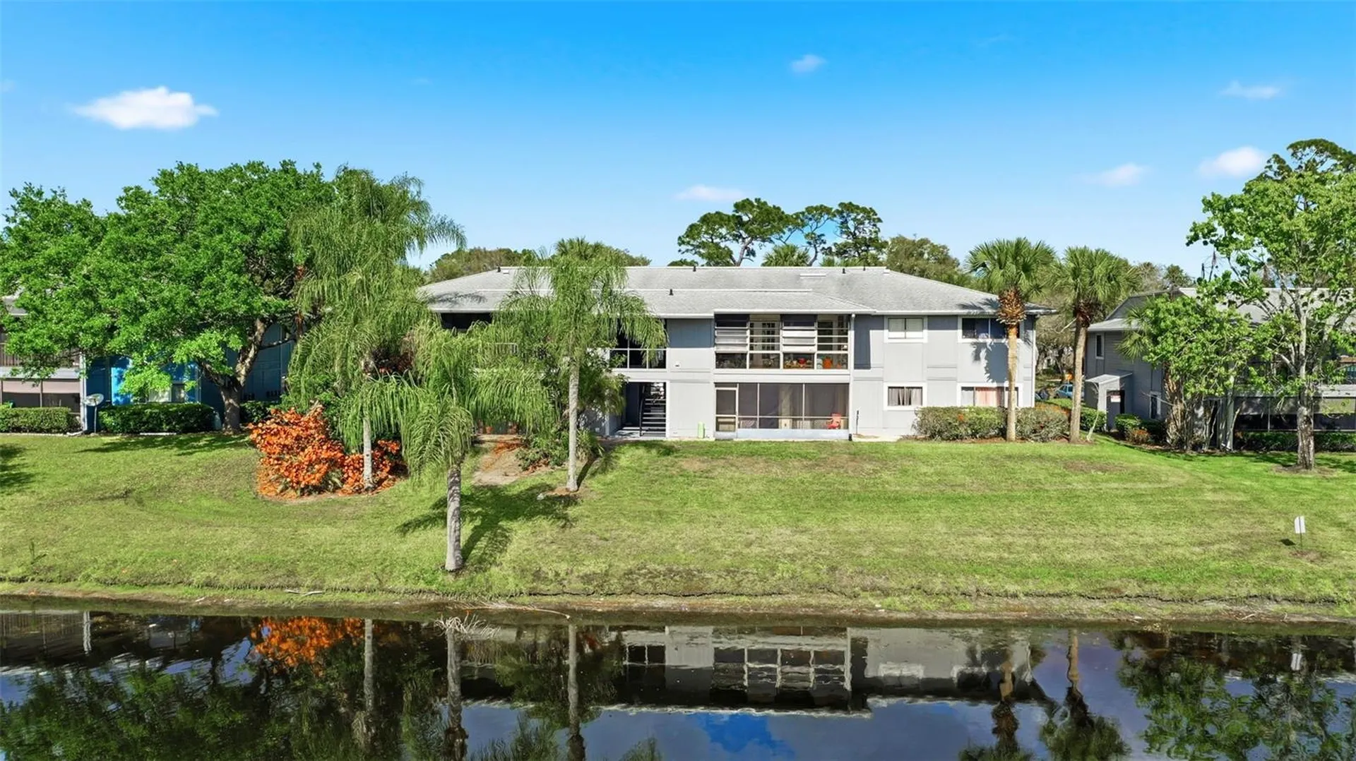 2542 Oak Park Way Orlando FL 32822