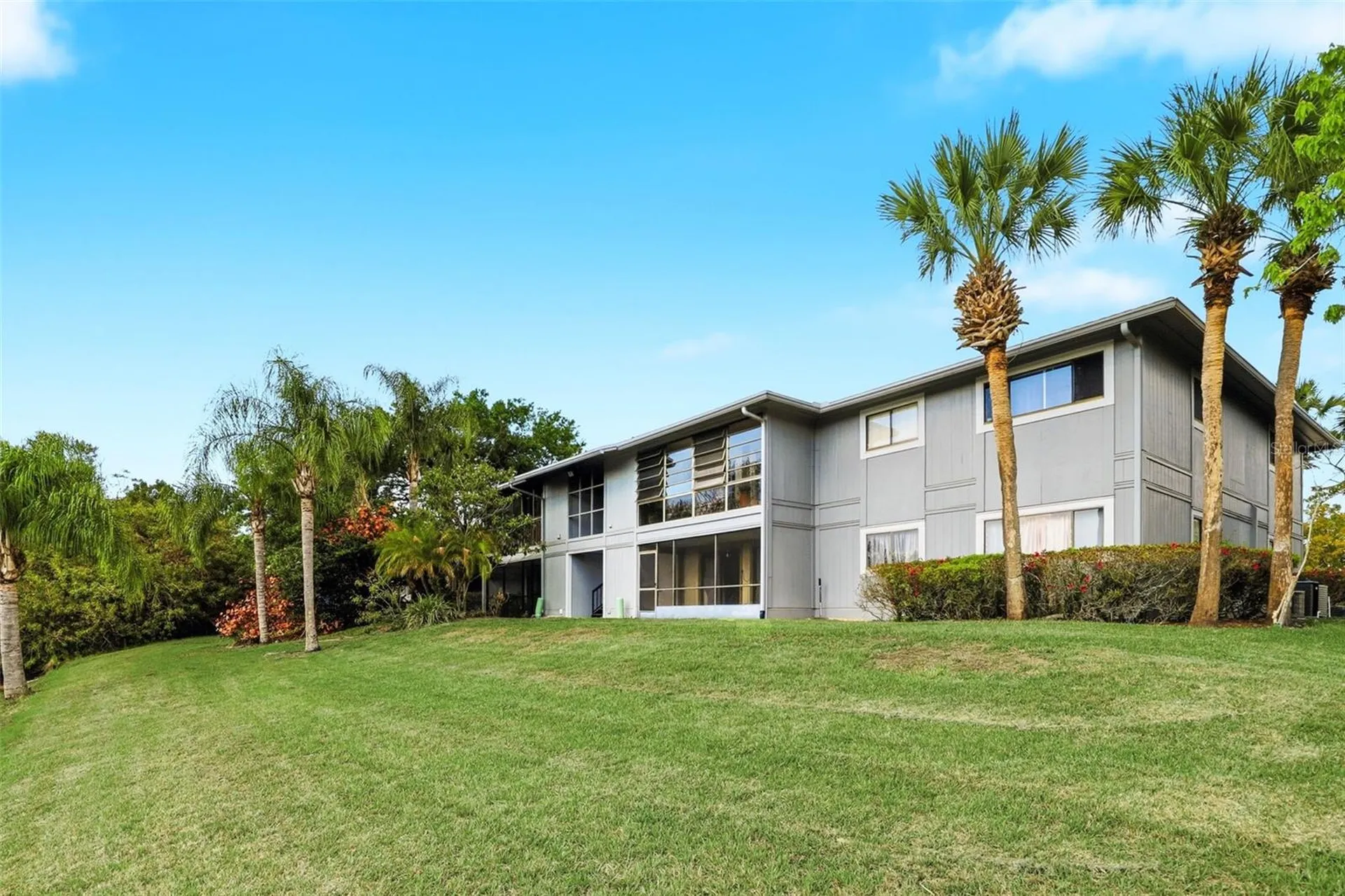 2542 Oak Park Way Orlando FL 32822
