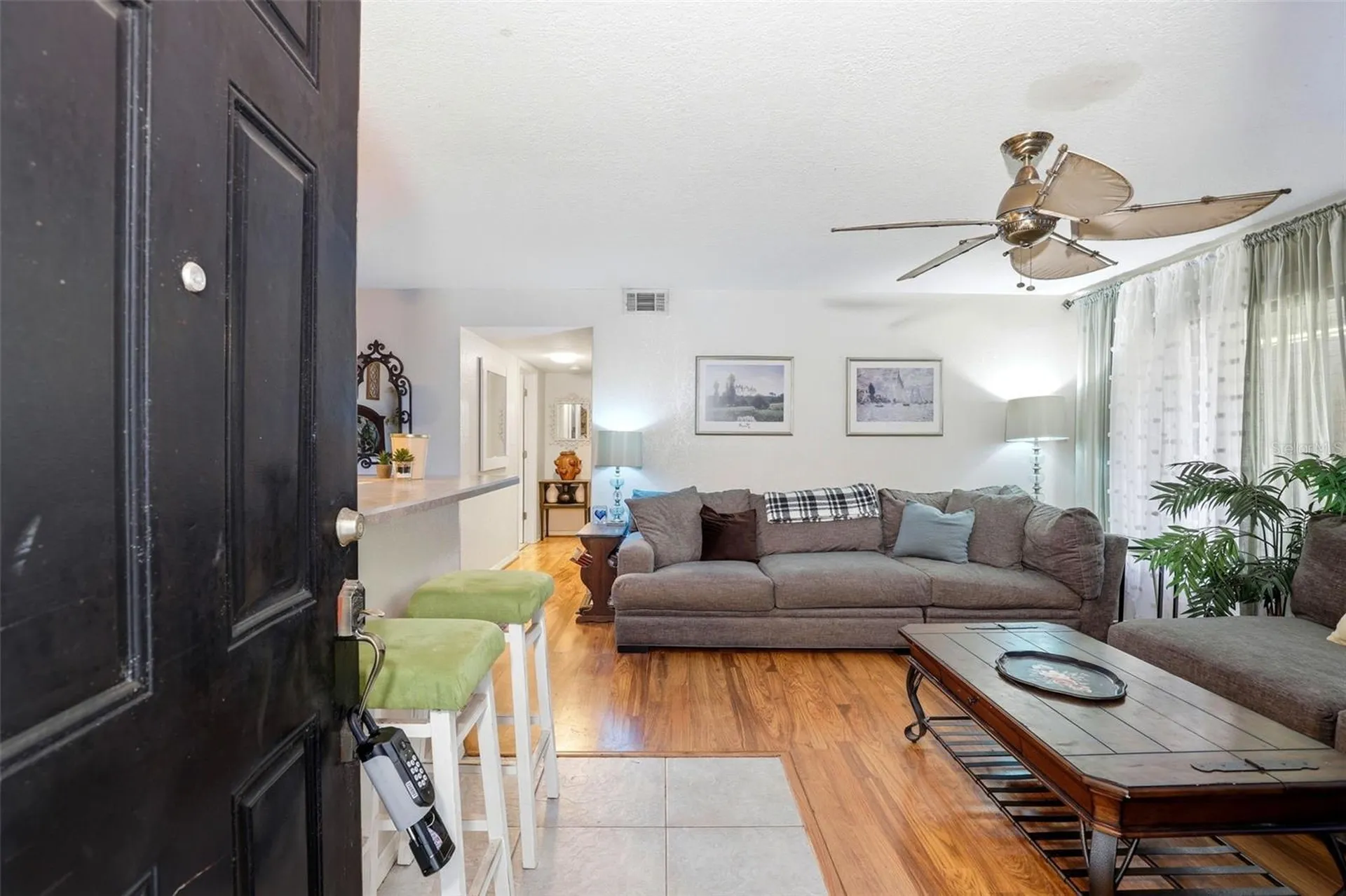 2542 Oak Park Way Orlando FL 32822