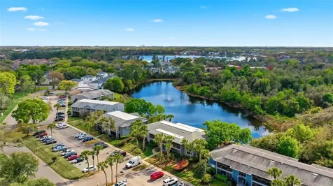 2542 Oak Park Way Orlando FL 32822