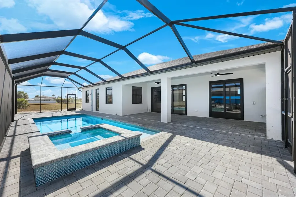 1925 NW 34th Place Cape Coral FL 33993