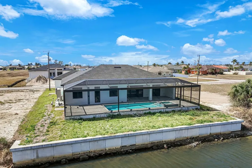 1925 NW 34th Place Cape Coral FL 33993