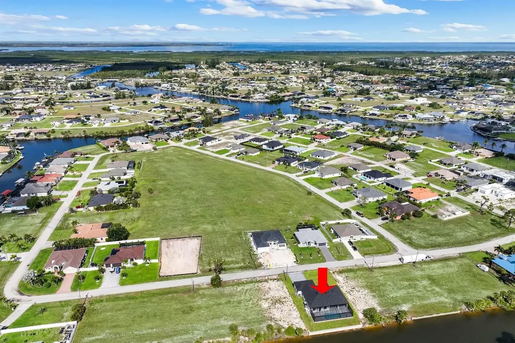 1925 NW 34th Place Cape Coral FL 33993