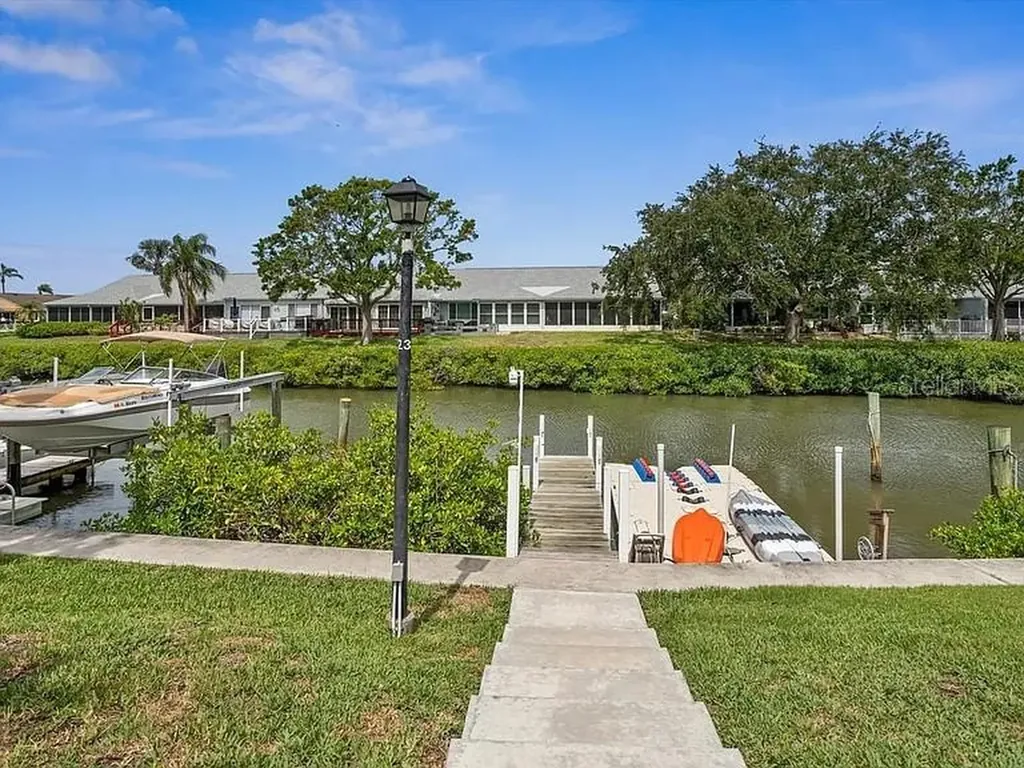 9444 Tradewinds Avenue Seminole FL 33776