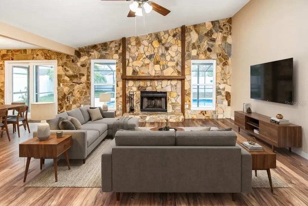 4067 Lancaster Drive Sarasota FL 34241