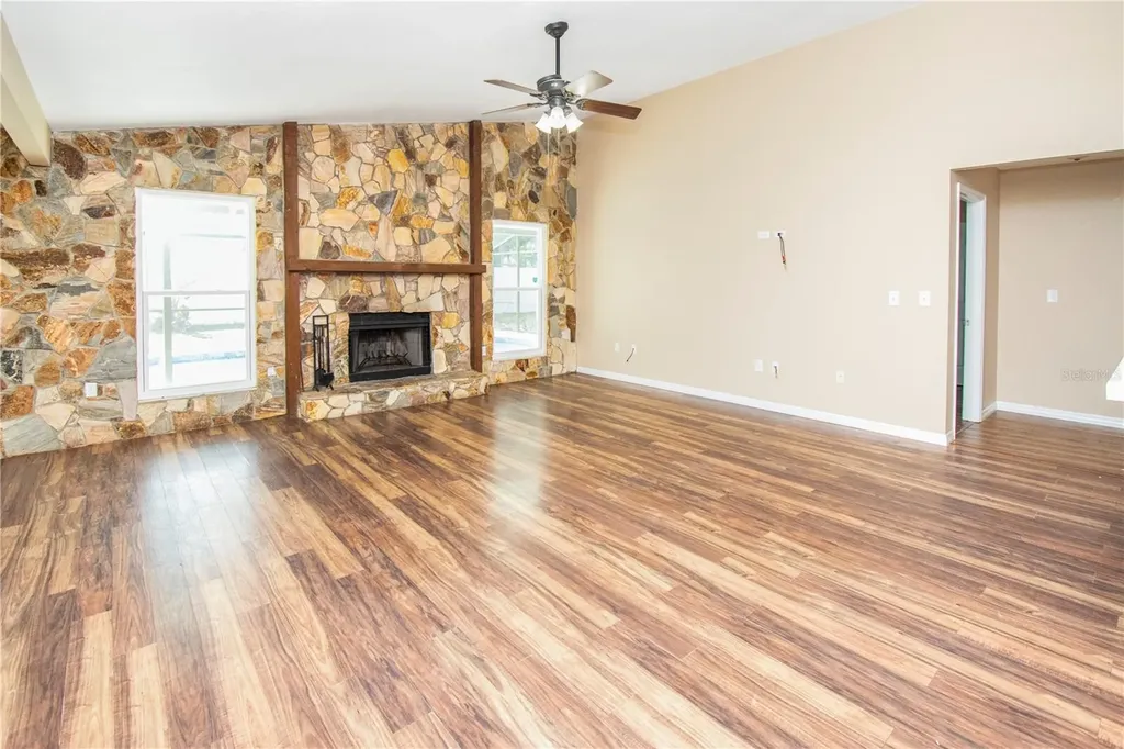 4067 Lancaster Drive Sarasota FL 34241