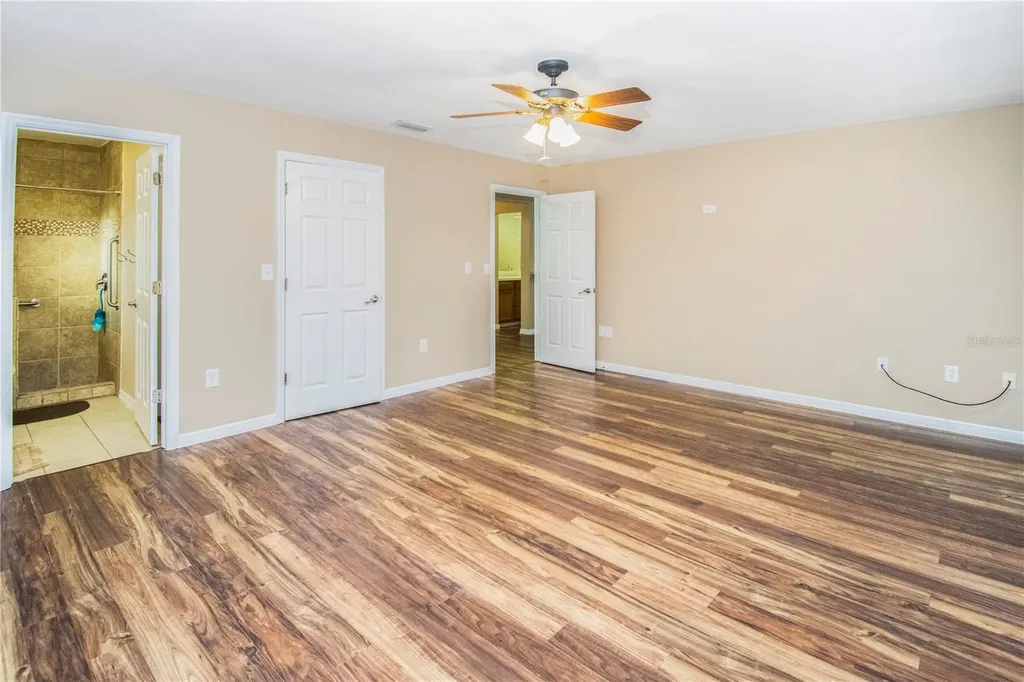 4067 Lancaster Drive Sarasota FL 34241