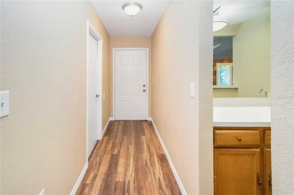 4067 Lancaster Drive Sarasota FL 34241