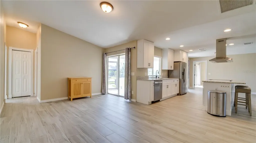 1128 SE 29th Terrace Cape Coral FL 33904