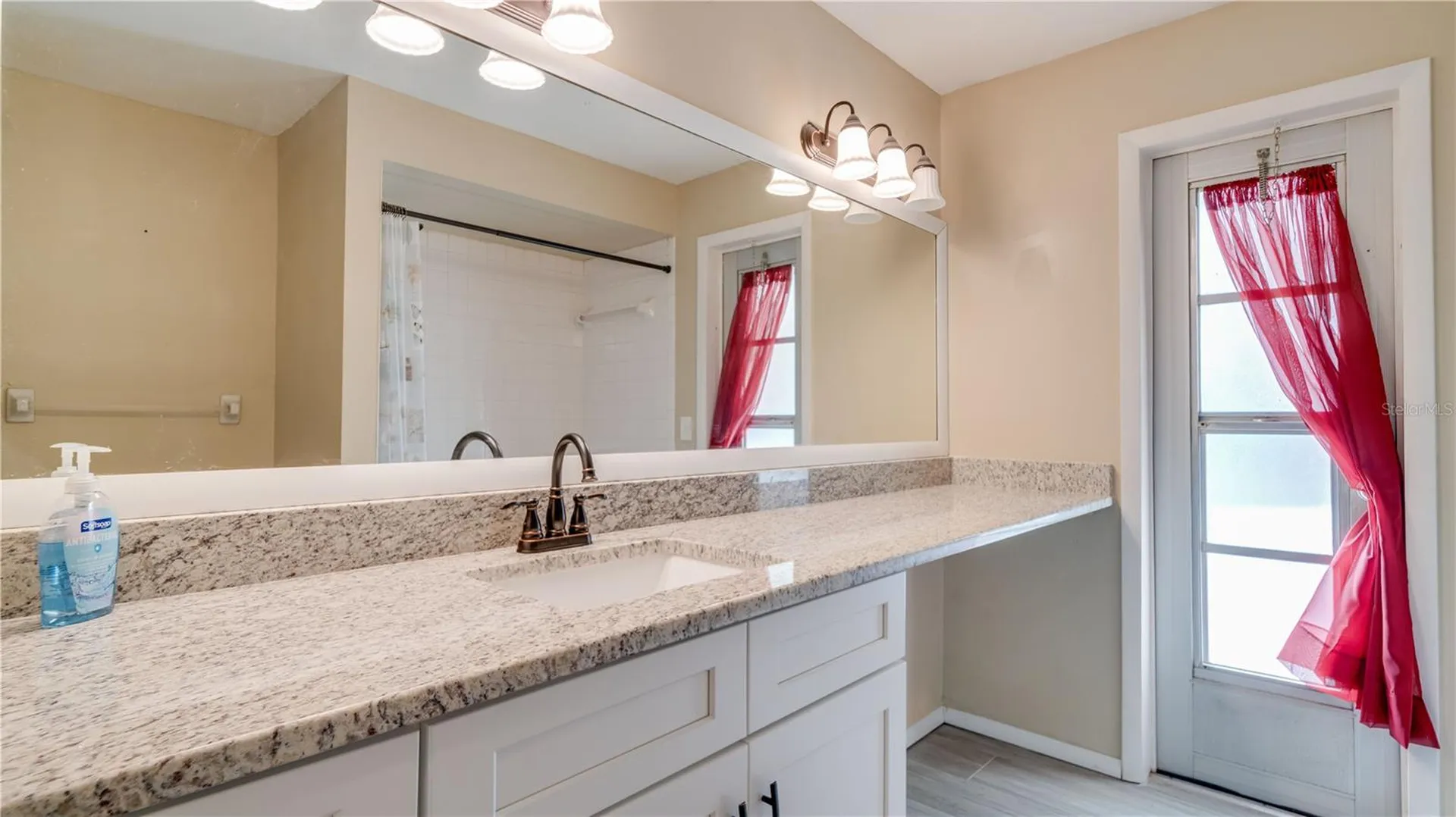 1128 SE 29th Terrace Cape Coral FL 33904