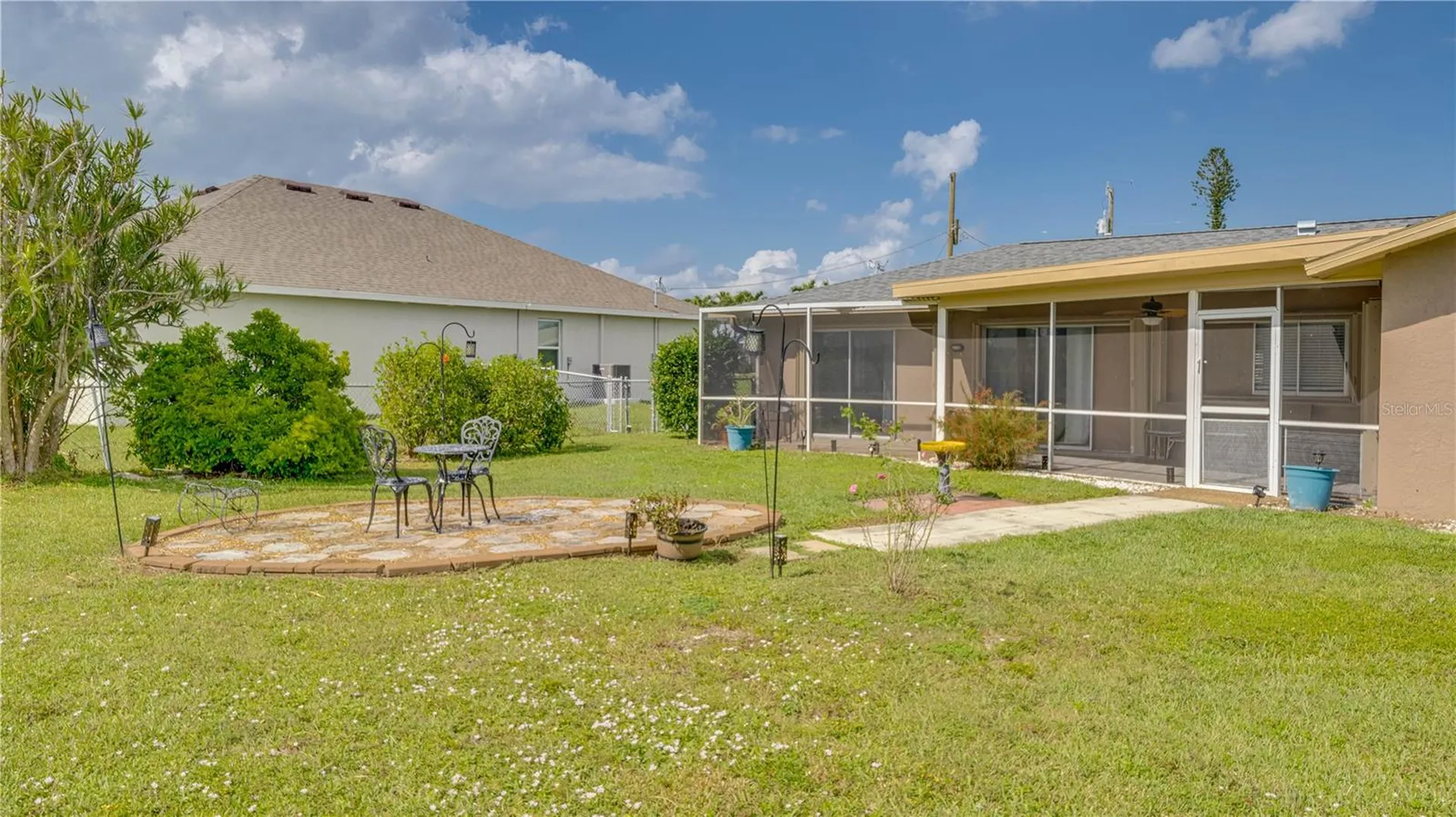 1128 SE 29th Terrace Cape Coral FL 33904