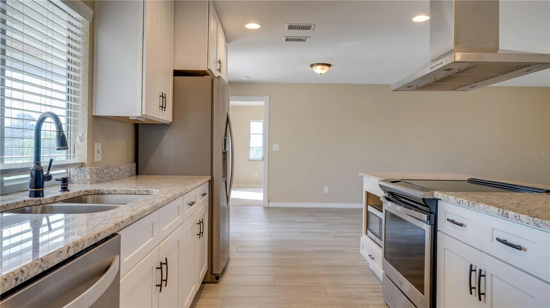 1128 SE 29th Terrace Cape Coral FL 33904