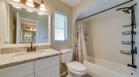 1128 SE 29th Terrace Cape Coral FL 33904