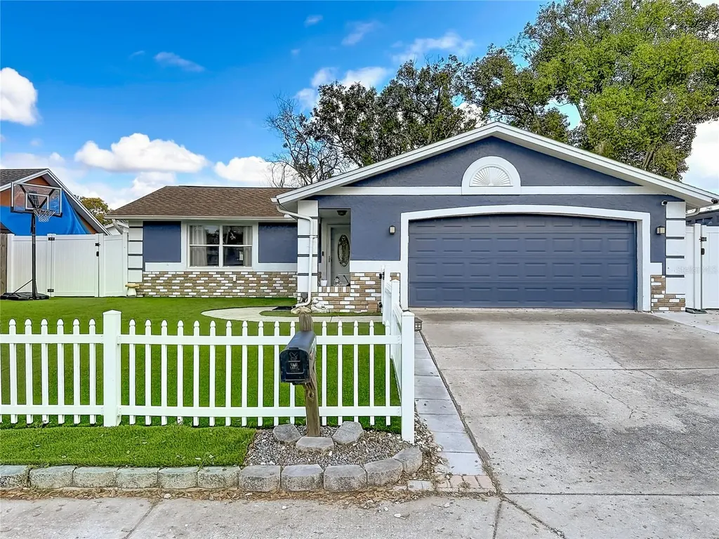 9430 Palm Avenue Port Richey FL 34668