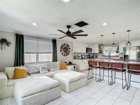 9430 Palm Avenue Port Richey FL 34668