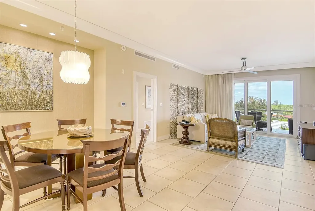 915 Seaside Drive Sarasota FL 34242