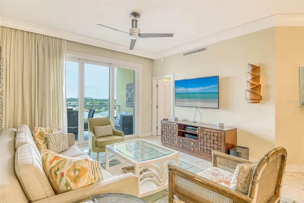 915 Seaside Drive Sarasota FL 34242